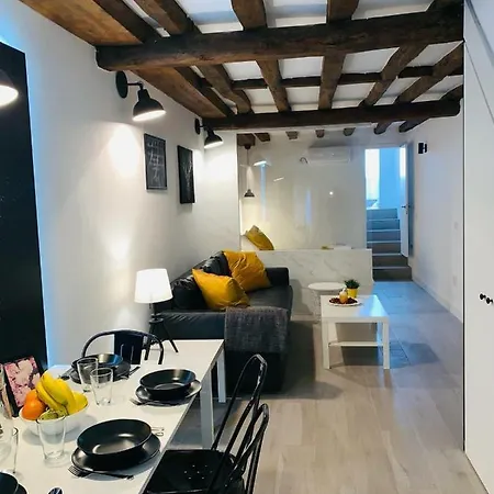 Vut- La Deliciosa Apartment *